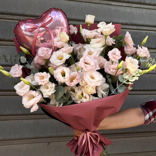 Bouquet lisianthus+balloon
