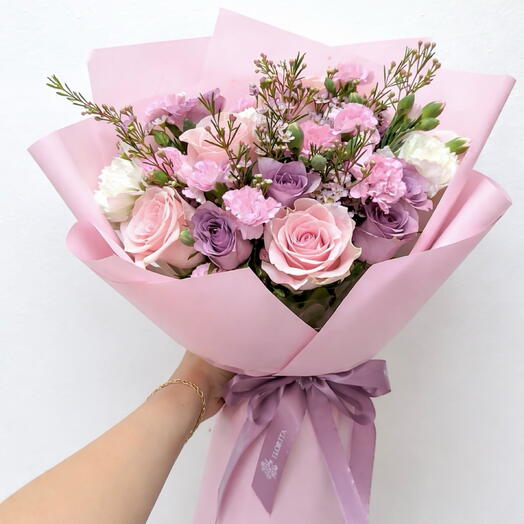 Sweet Embrace - Rose   Carnation Bouquet