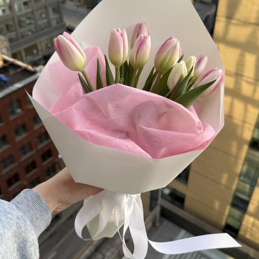 11 Pink Tulips Bouquet