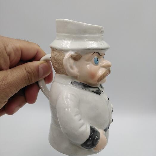 Taza de porcelana vintage