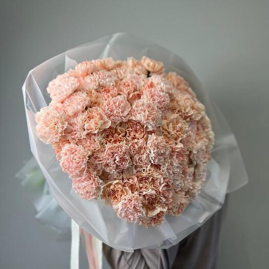 Моно букет из 99 диантусов