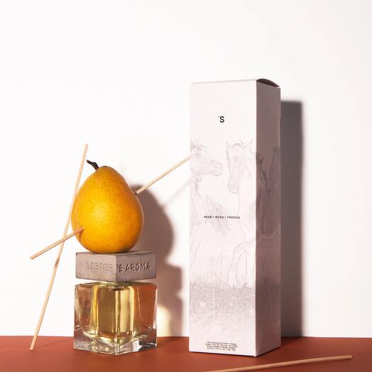 HOME FRAGRANCE PEAR + MUSK + FRESIA 110ML