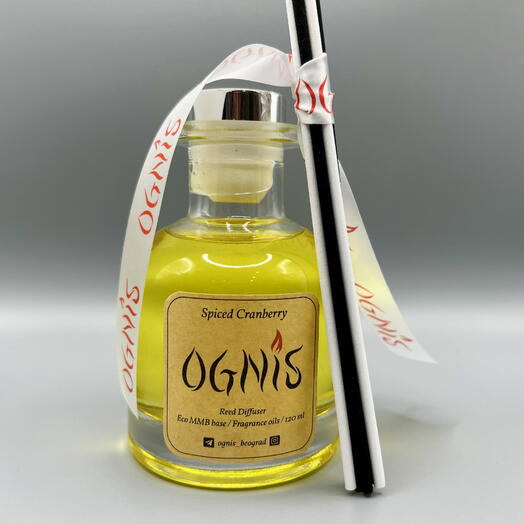 Reed Diffuser - Spiced Cranberry
