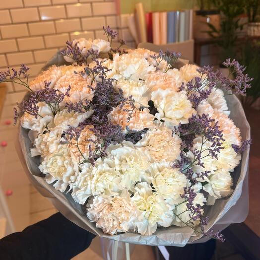 Bouquet of 31 dianthus