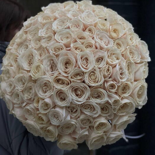 Bouquet 101 cream roses