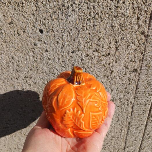 Ceramic pumpkin leaf