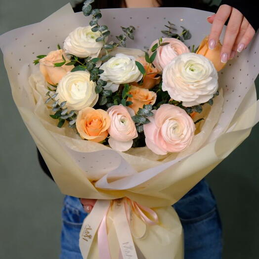 DUO микс ранункулюсы и розы