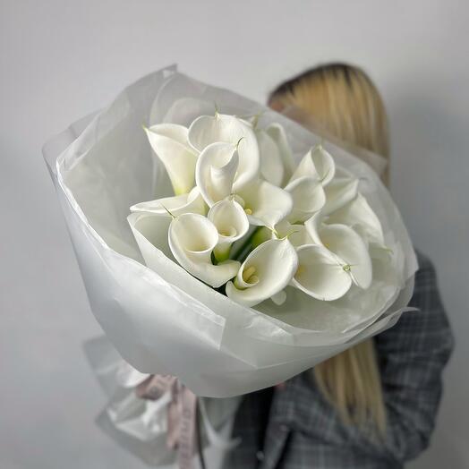 Букет из 21 каллы