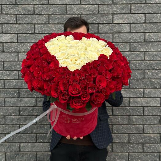 131 rose in una scatola