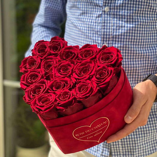 Roses Éternelles Rouges Dans Boîte Cœur Floquée Rouge - ÉDITION LOVE