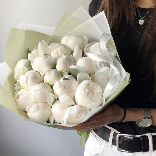 Peonies mono White swan size M