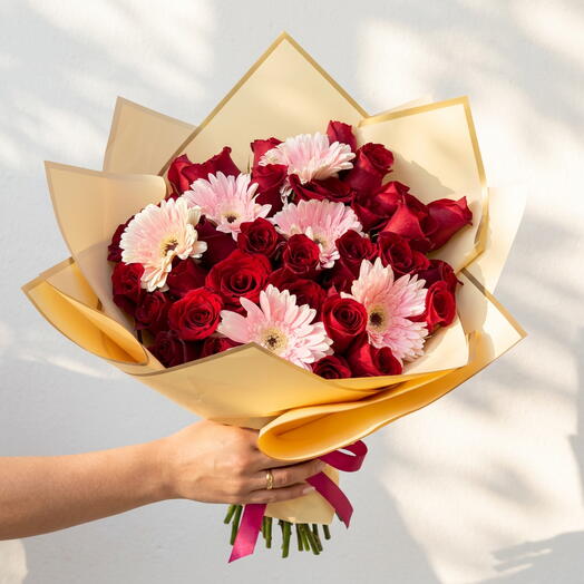 Ramo Premium Pasion Elegante – Rosas Rojas y Gerberas | Bouquet Romantico de Lujo en Mexico