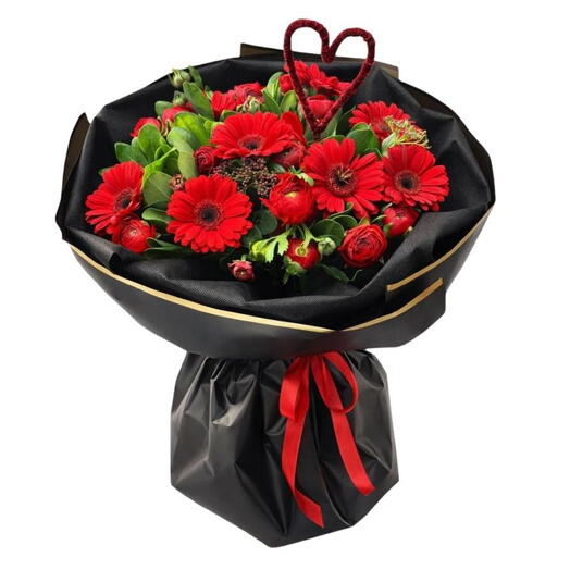 Red Heart Bouquet