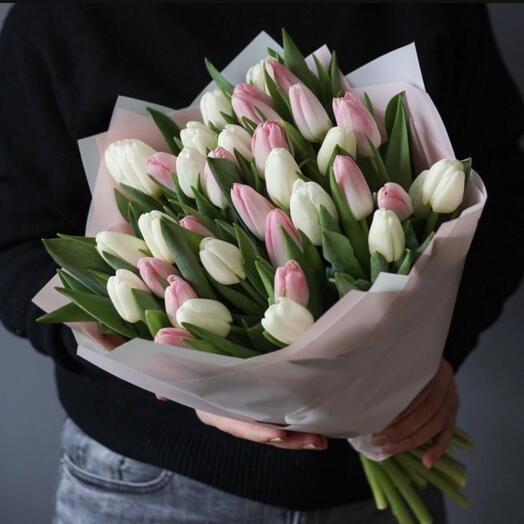 Tulipani bianchi e rosa