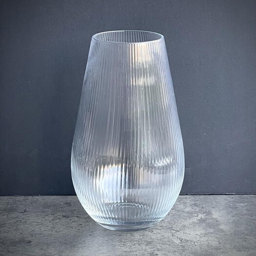 Glass vase