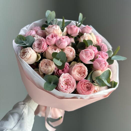 🌹Bouquet of peony roses with eucalyptus