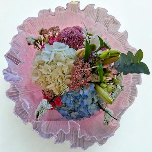 Soft Elegance Bouquet – Luxury Flowers