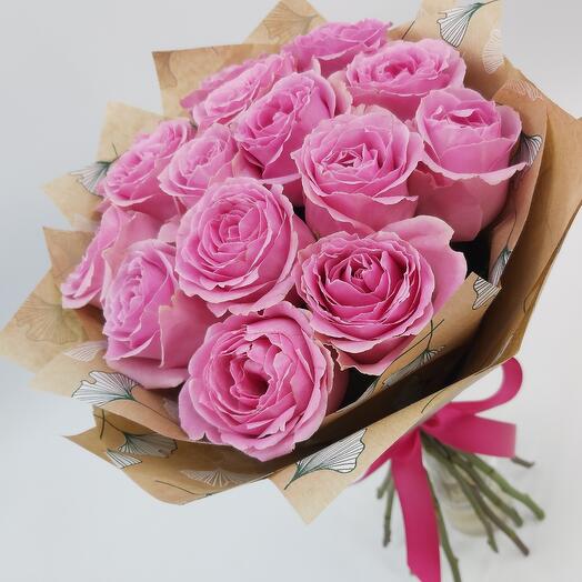 Openwork pink roses in craftk