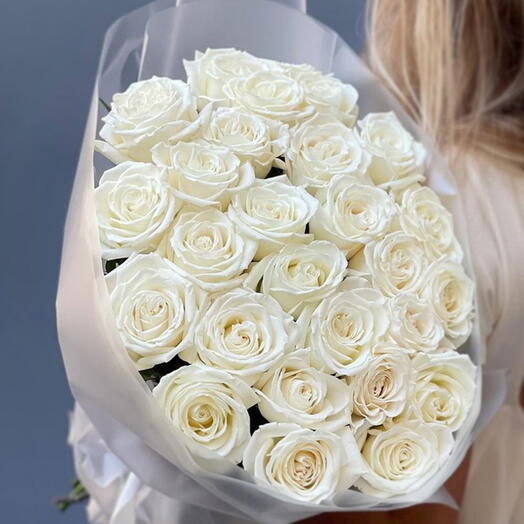 25 White roses