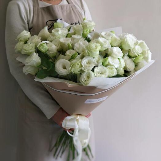 White eustoma, 29 pcs