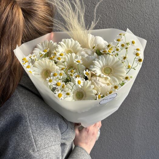 White bouquet