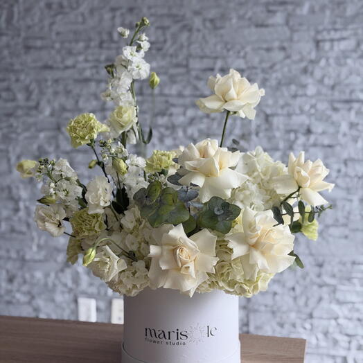 Тихая коробка цветов