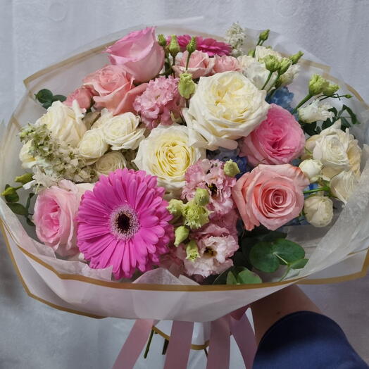 Mixed Pastel Bouquet with Roses and Gerbera