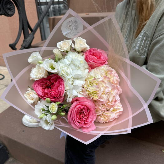 Осенний Рассвет Малый Размер (Садовые розы, гортензии, эустомы, кустовые розы, стипа)