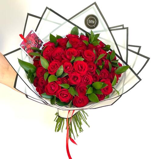 Bouquet of 51 premium red roses