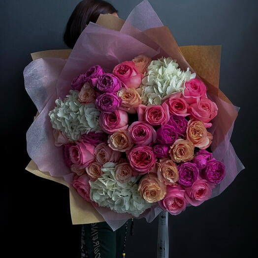 Ravishing Pink (hydrangea, peony roses)