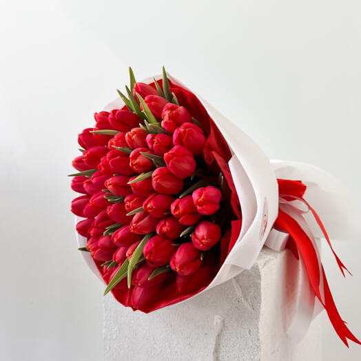 51 red tulips bouquet