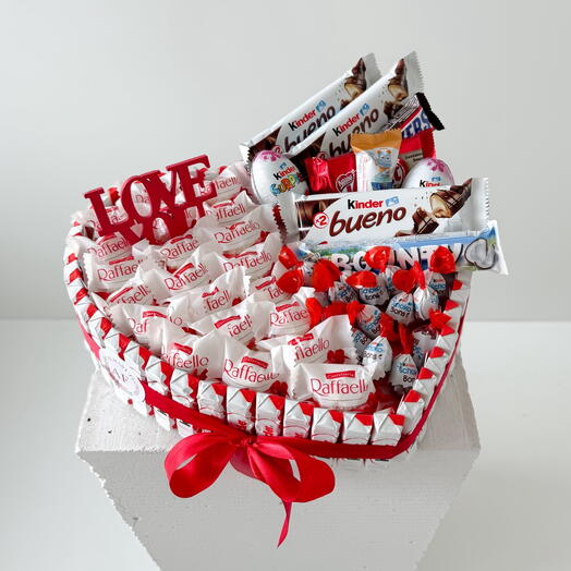 Sweet heart box with Raffaello and Kinder chocolate