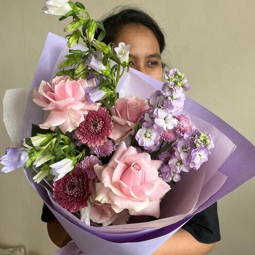 Small modern bouquet