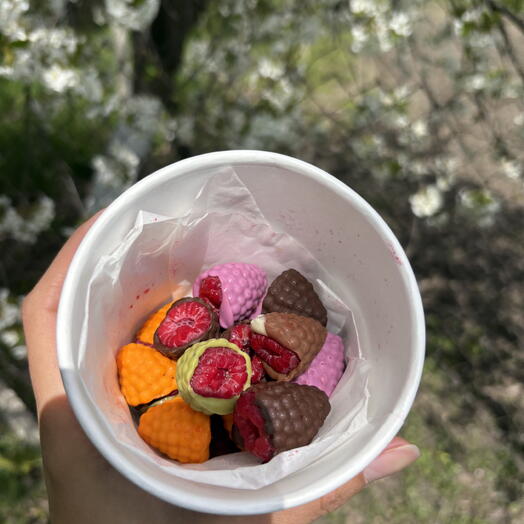 Малина в шоколаде ассорти