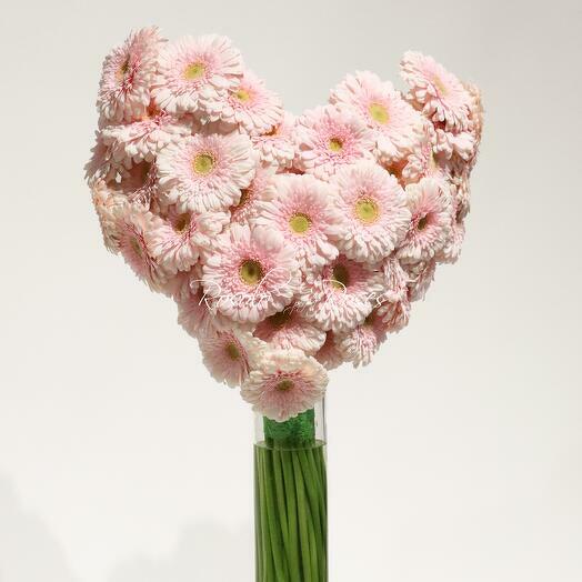 Heart Shape Bouquet of Gerbera