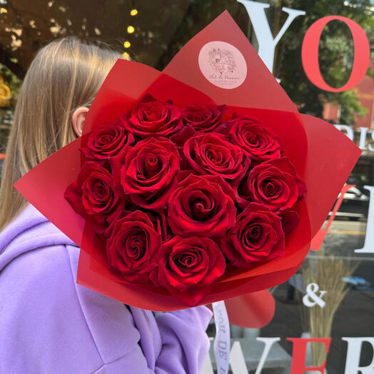 Букет из 11 красных роз