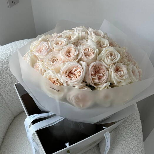 White Ohara Roses Bouquet