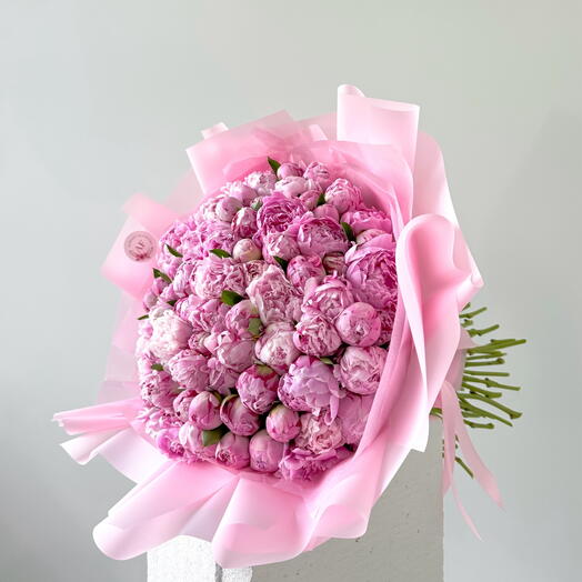 101 pink peonies bouquet