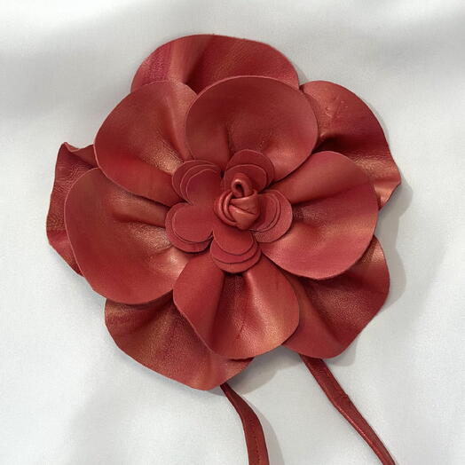 Аксессуарный Цветок Пояс из натуральной кожи: красный глянец