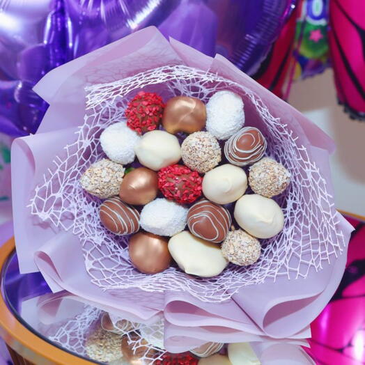 CHOCOLATE STRAWBERRY BOUQUET – EDIBLE LUXURY GIFT WITH BELGIAN CHOCOLATE