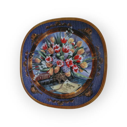 Vintage decorative plate
