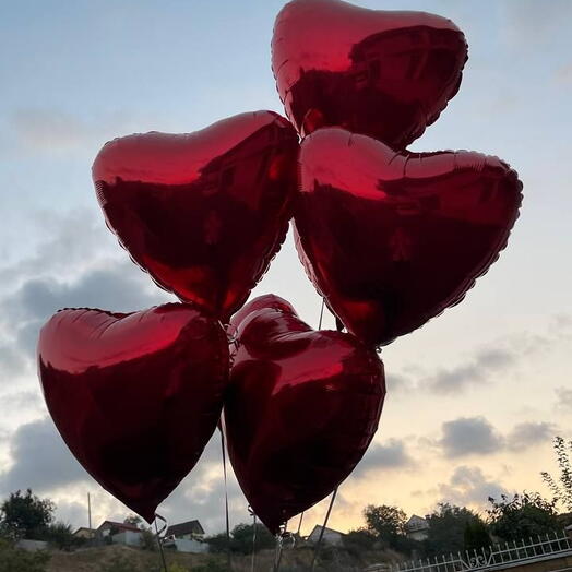 Bouquet with 5 Hearts