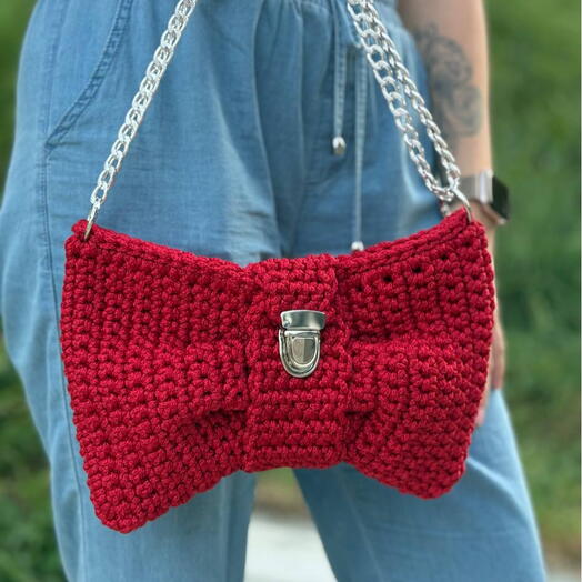 Handmade Knitted Clutch Bag with Chain