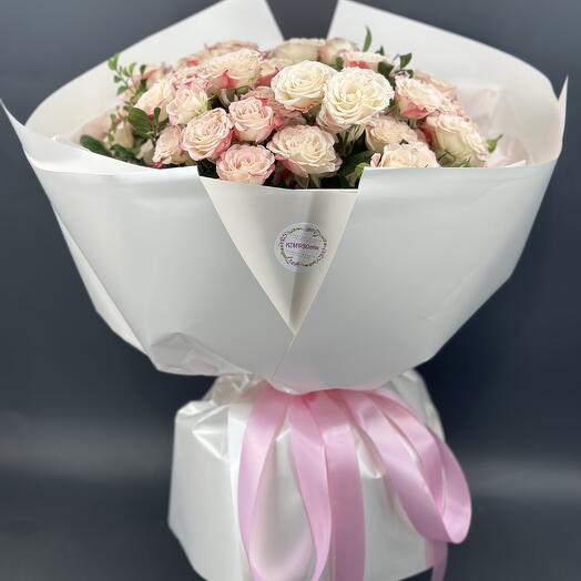 Bouquet of 15 spray pink roses