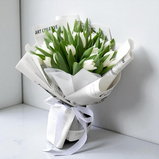 Mono tulip bouquet