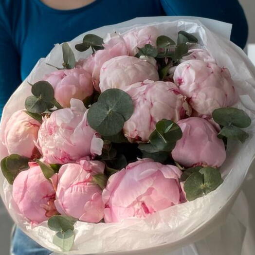 Sarah Bernhardt Bouquet