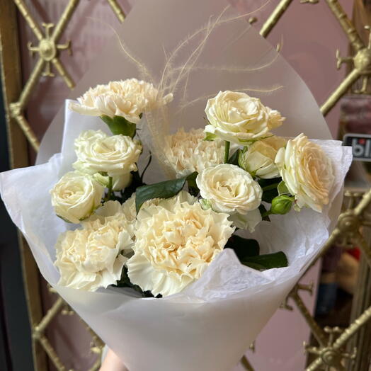 Garofano con rosa a ramo