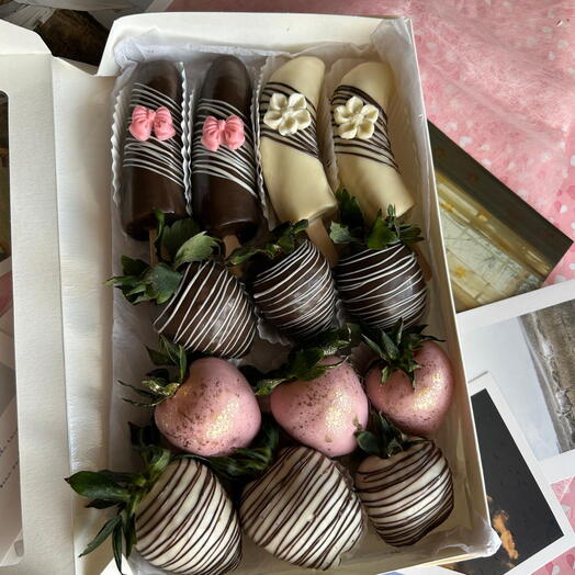 Fresas y bananas en chocolate MIXBAMBO