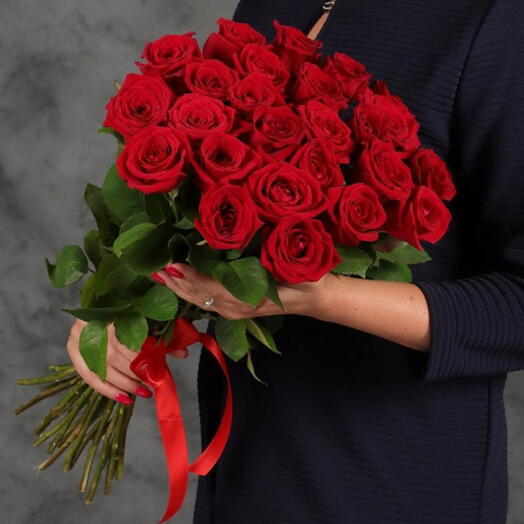 Ecuador red rose 25tk, 70sm
