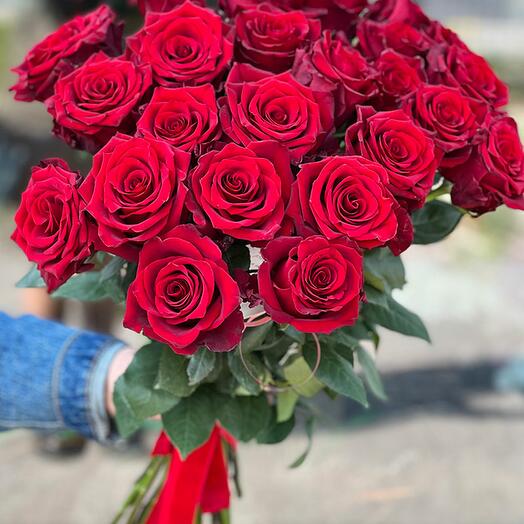 Bukiet 25 czerwonych roż